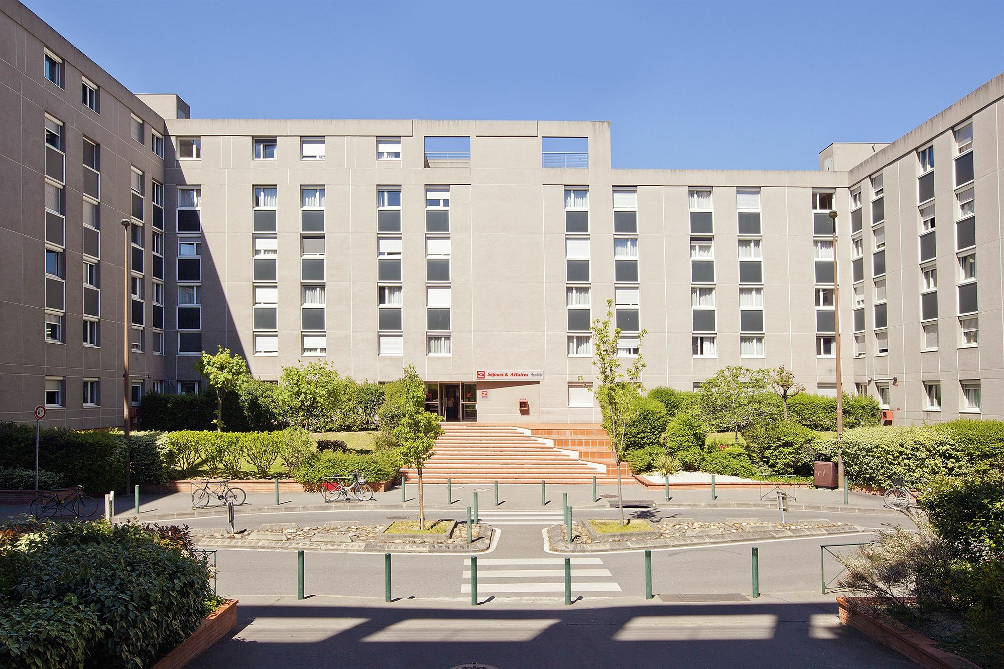 Sejours & Affaires Toulouse De Brienne Aparthotel Kültér fotó